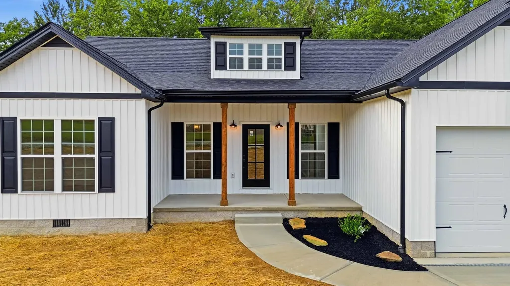 148 Laredo Drive London KY 40741
