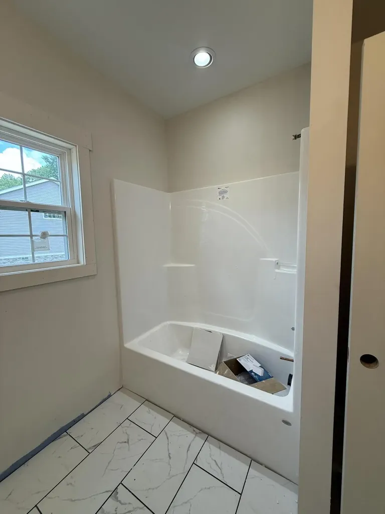 148 Laredo Drive London KY 40741