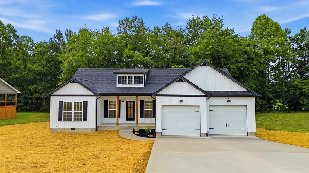 148 Laredo Drive London KY 40741