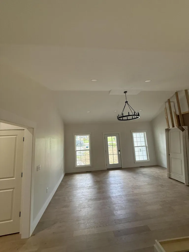 148 Laredo Drive London KY 40741