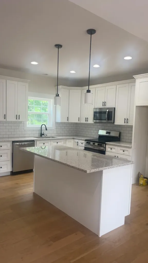 148 Laredo Drive London KY 40741