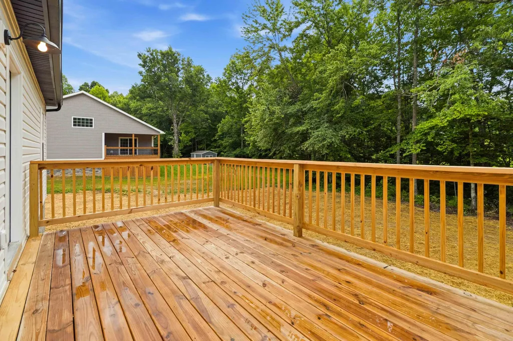 148 Laredo Drive London KY 40741