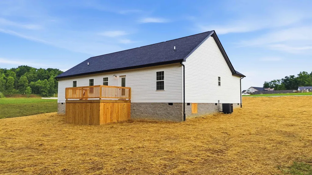 148 Laredo Drive London KY 40741