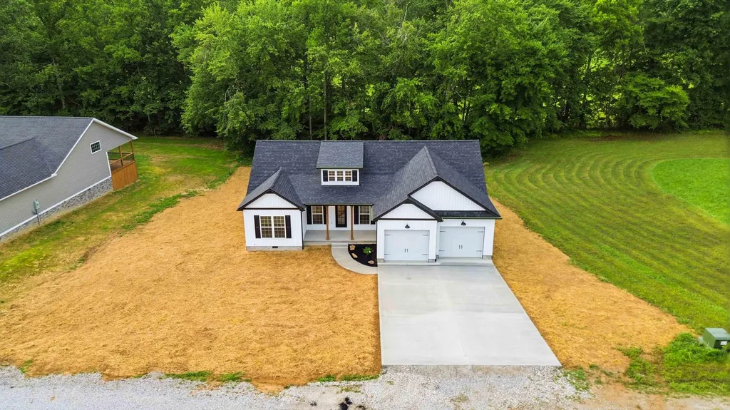 148 Laredo Drive London KY 40741