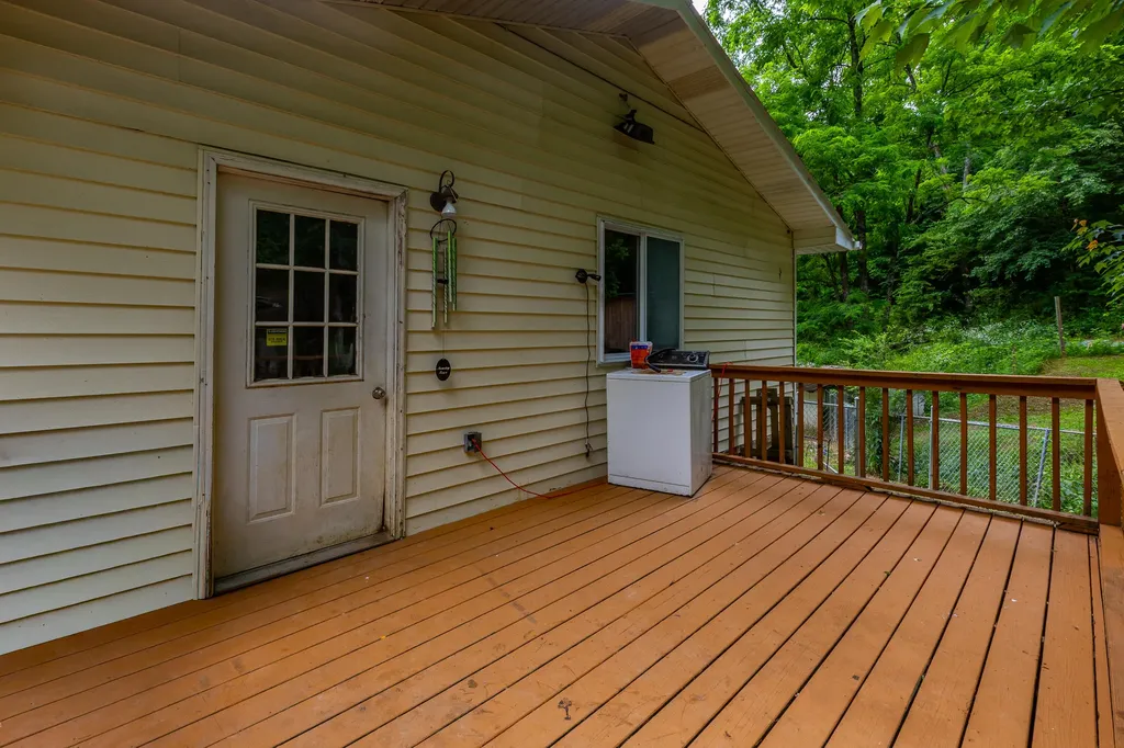 609 State Highway 2036 Letcher KY 41832
