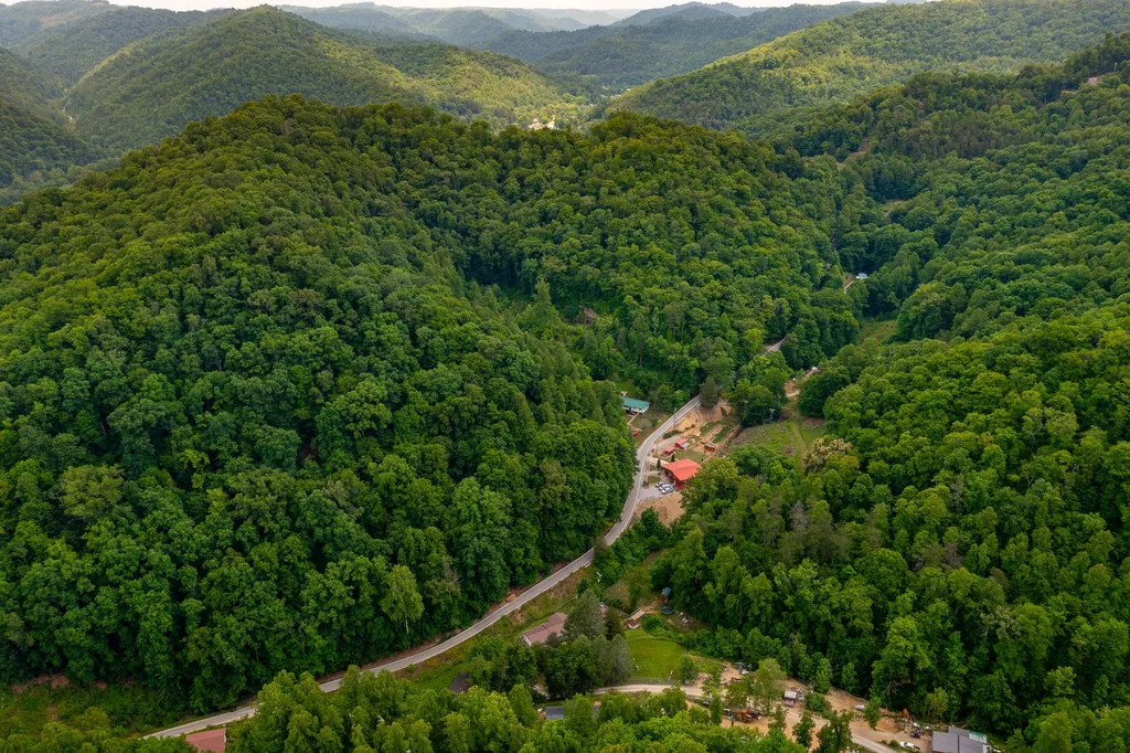 609 State Highway 2036 Letcher KY 41832