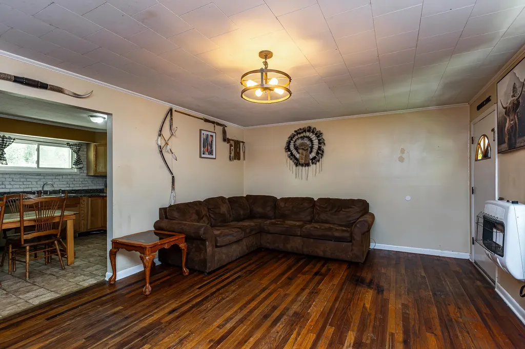 609 State Highway 2036 Letcher KY 41832