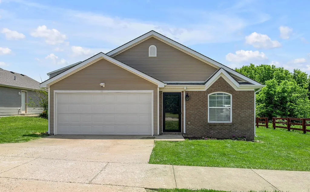 124 Lake Forest Drive Georgetown KY 40324