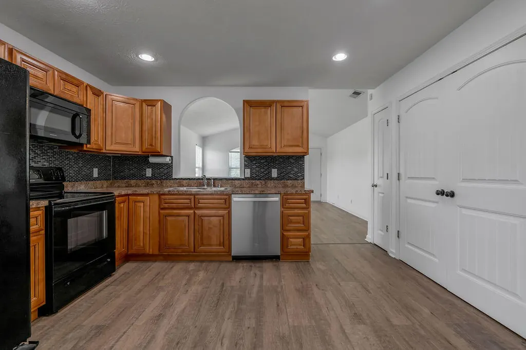 124 Lake Forest Drive Georgetown KY 40324