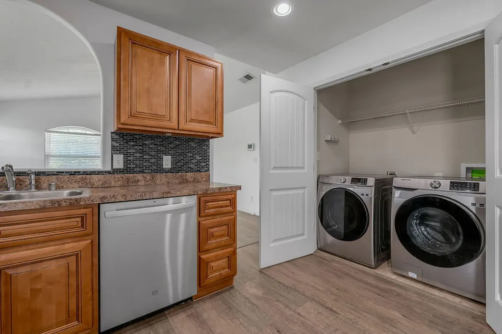124 Lake Forest Drive Georgetown KY 40324