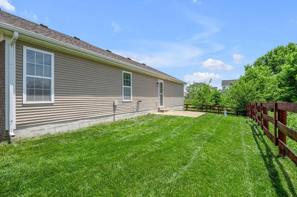 124 Lake Forest Drive Georgetown KY 40324