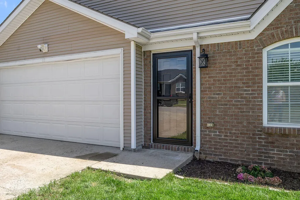 124 Lake Forest Drive Georgetown KY 40324