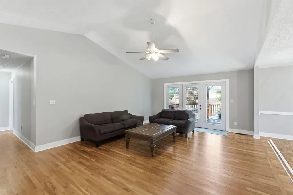 112 Harp Court Georgetown KY 40324