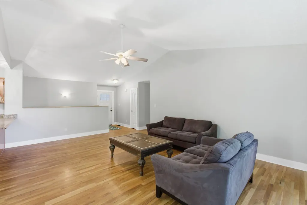 112 Harp Court Georgetown KY 40324
