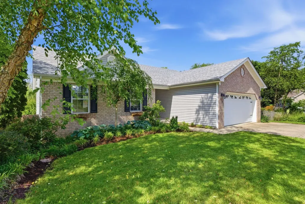 112 Harp Court Georgetown KY 40324