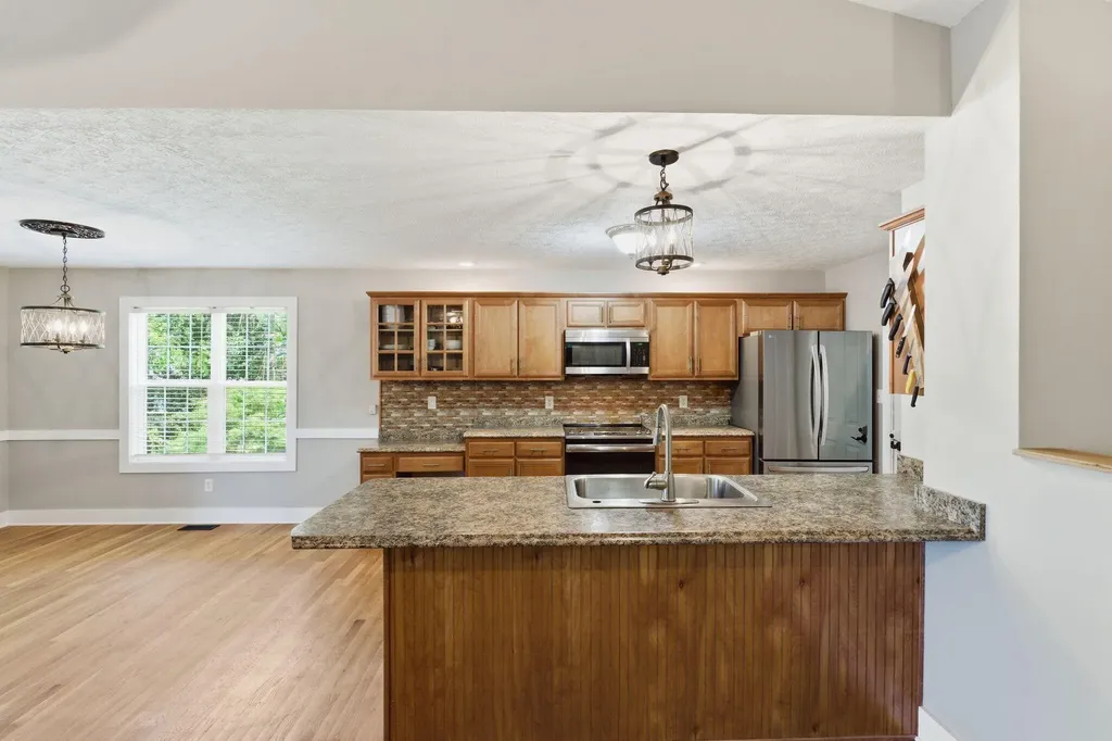 112 Harp Court Georgetown KY 40324