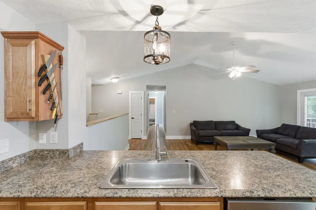 112 Harp Court Georgetown KY 40324