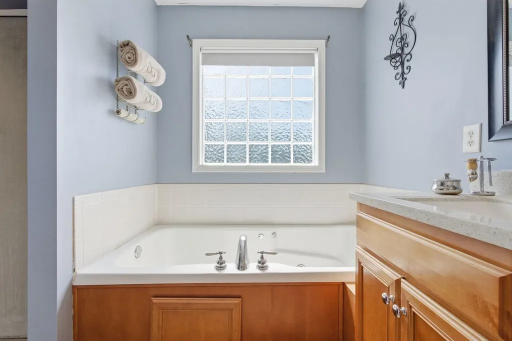112 Harp Court Georgetown KY 40324