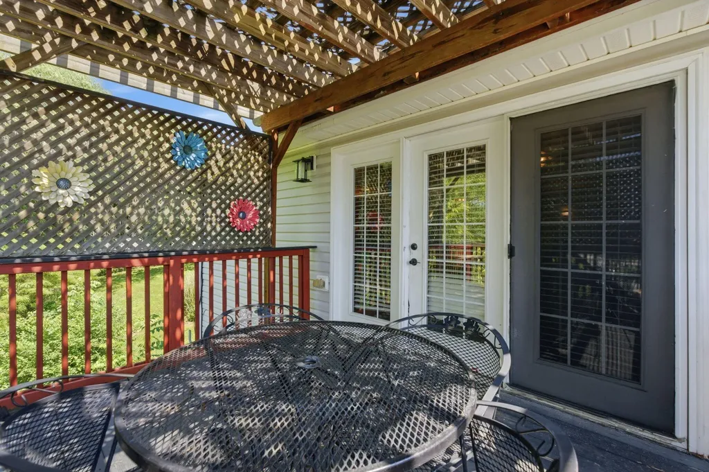 112 Harp Court Georgetown KY 40324