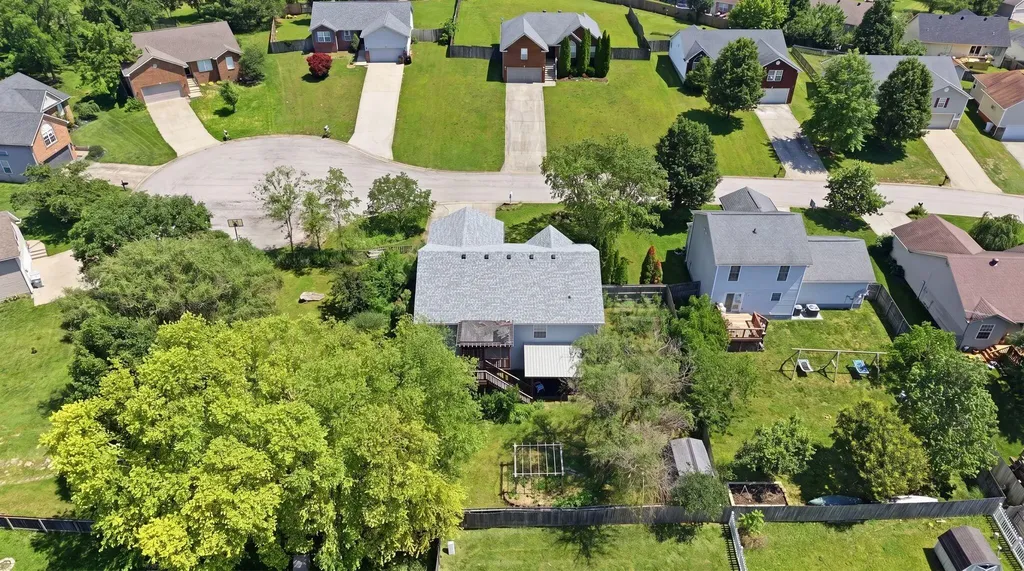 112 Harp Court Georgetown KY 40324