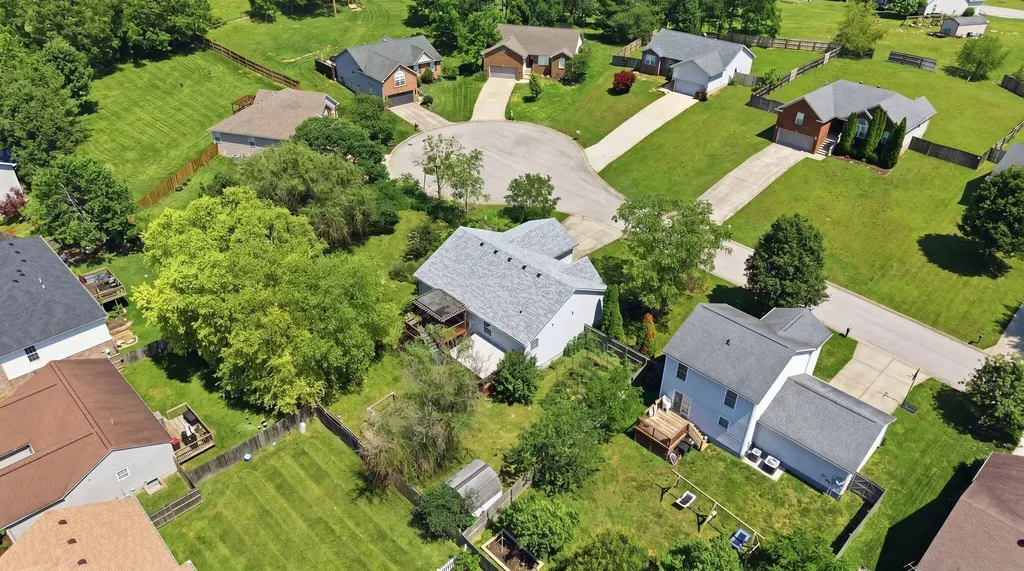 112 Harp Court Georgetown KY 40324