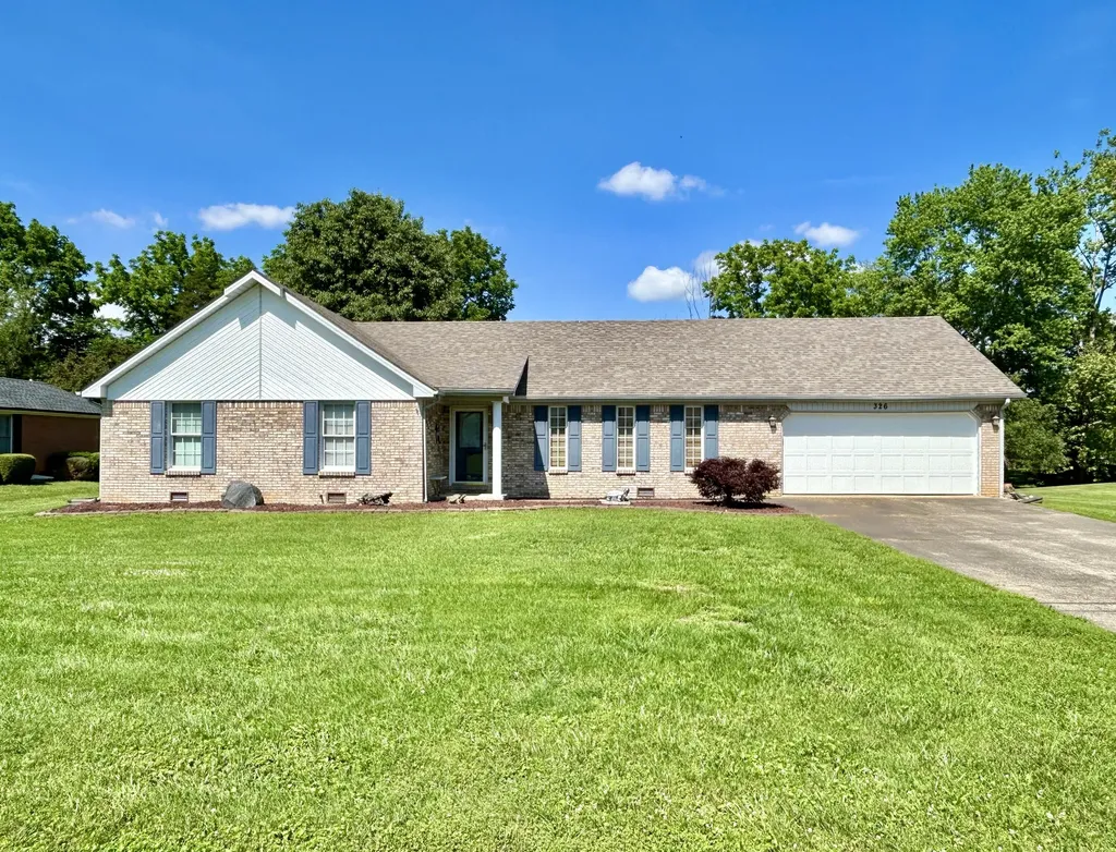 326 Summer Shade Drive Somerset KY 42503