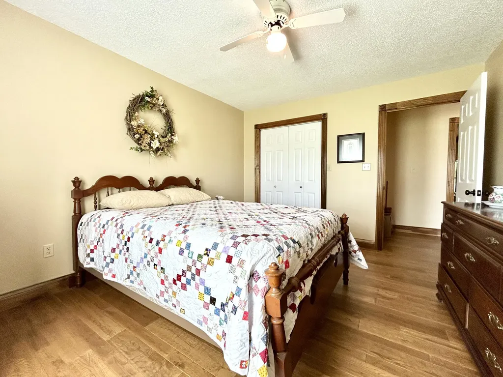 326 Summer Shade Drive Somerset KY 42503