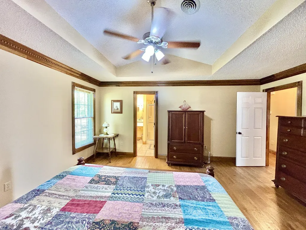 326 Summer Shade Drive Somerset KY 42503