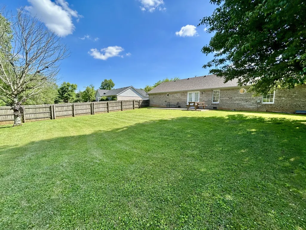 326 Summer Shade Drive Somerset KY 42503