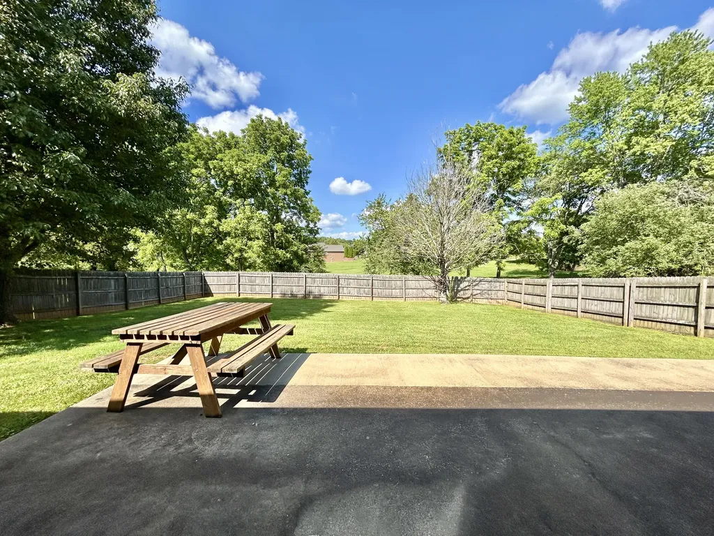 326 Summer Shade Drive Somerset KY 42503