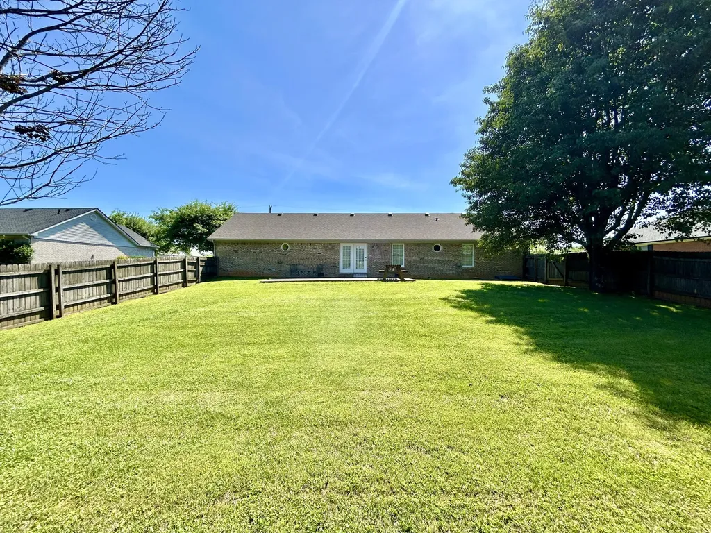 326 Summer Shade Drive Somerset KY 42503