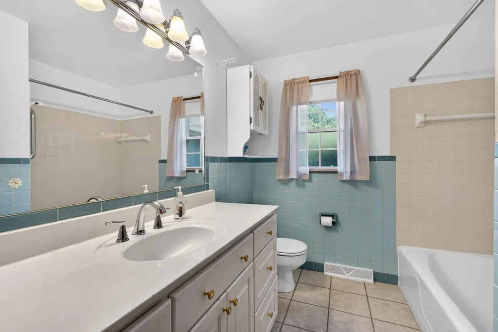 1685 Linstead Drive Lexington KY 40504
