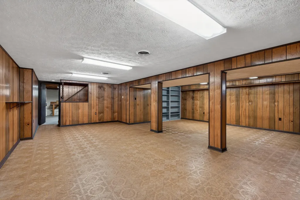 1685 Linstead Drive Lexington KY 40504