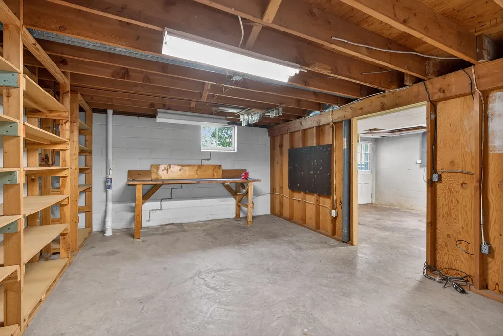 1685 Linstead Drive Lexington KY 40504