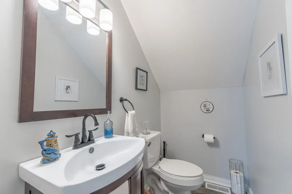 207 Clover Pointe Drive Somerset KY 42503