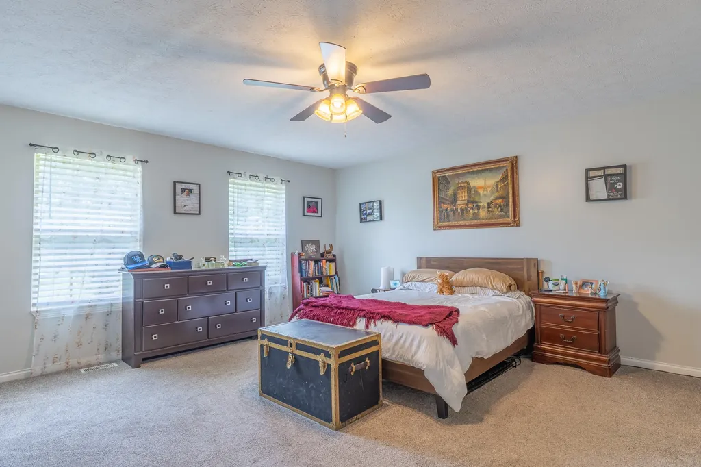 207 Clover Pointe Drive Somerset KY 42503