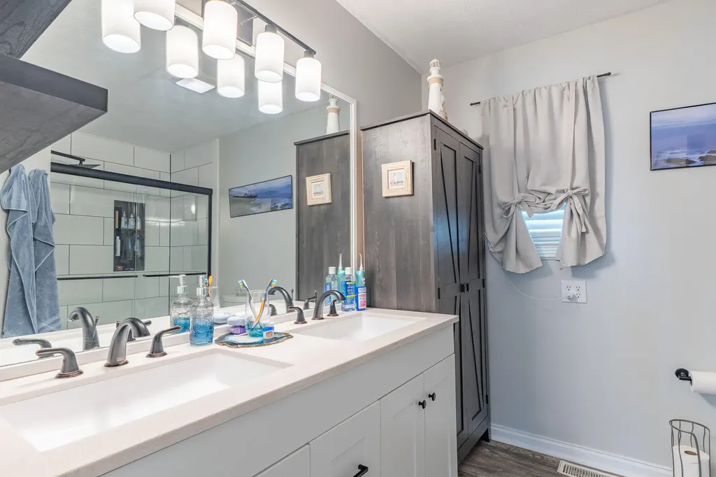 207 Clover Pointe Drive Somerset KY 42503