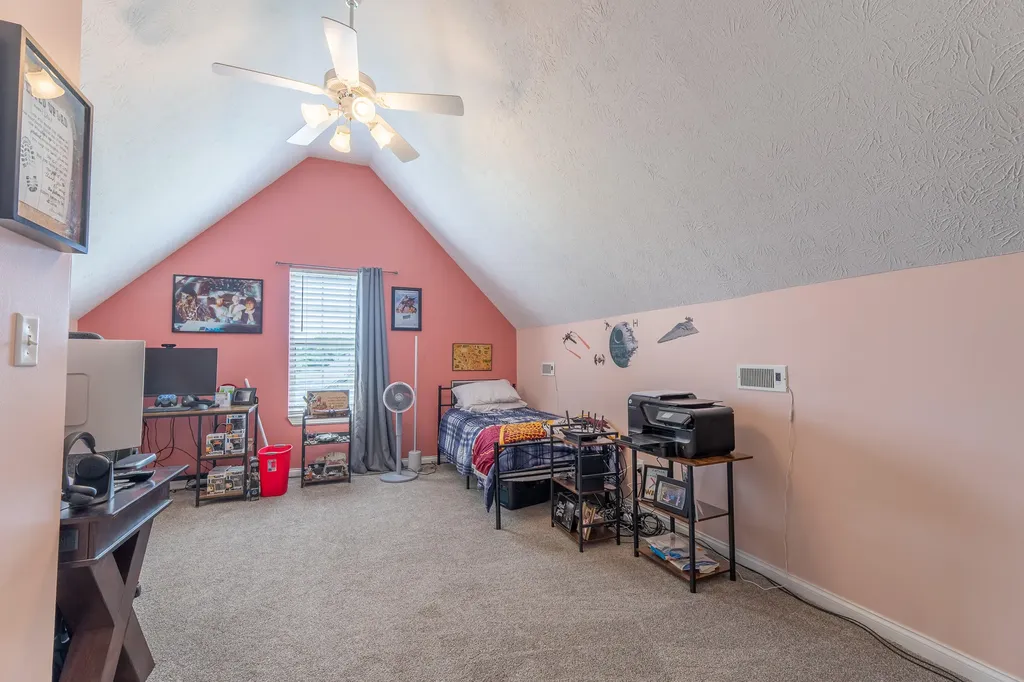 207 Clover Pointe Drive Somerset KY 42503