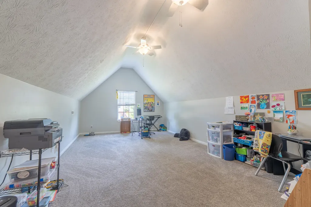 207 Clover Pointe Drive Somerset KY 42503