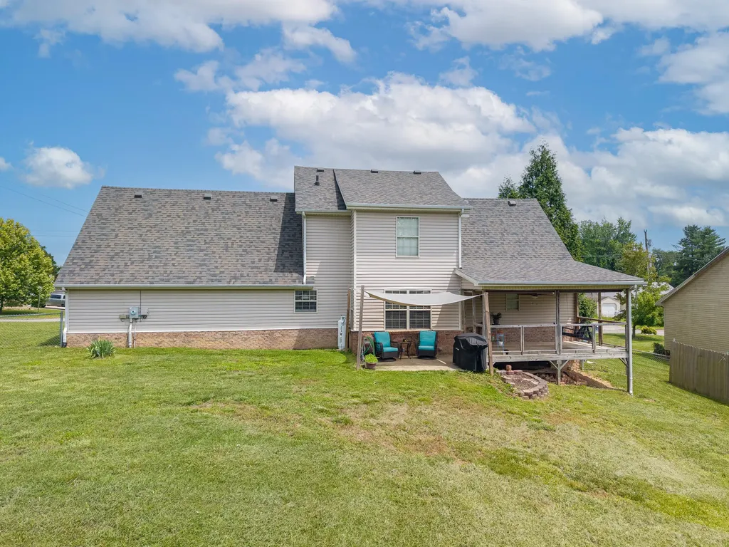 207 Clover Pointe Drive Somerset KY 42503