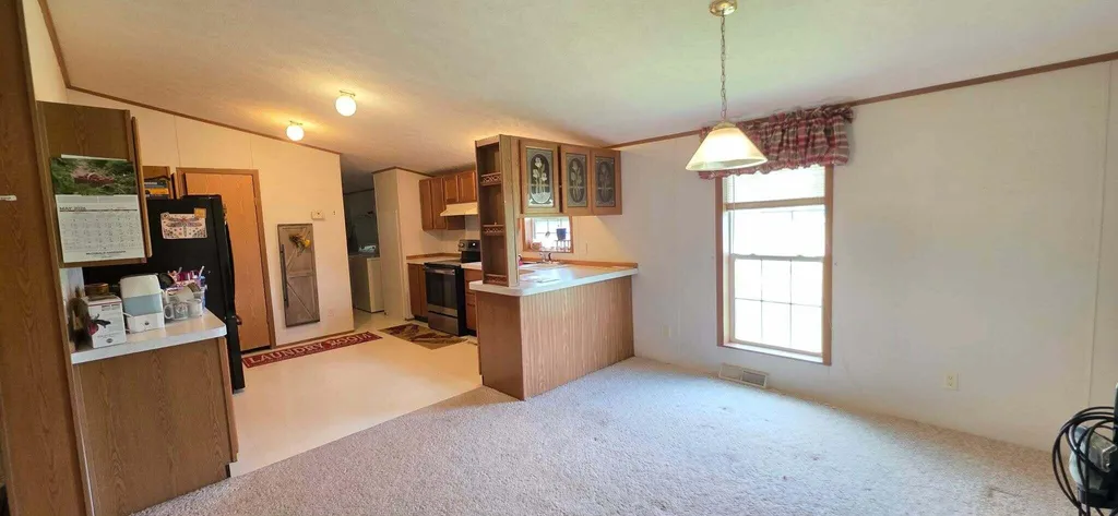 100 N Shady Lane Eubank KY 42567