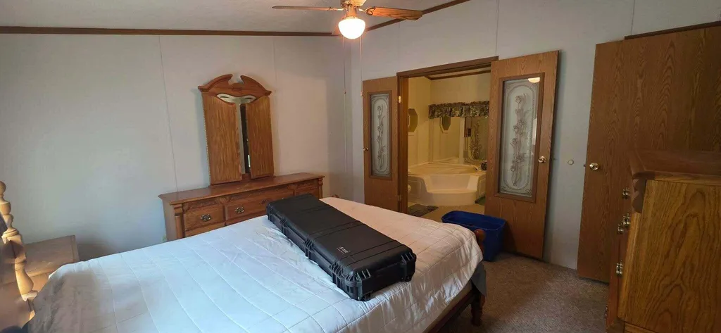 100 N Shady Lane Eubank KY 42567