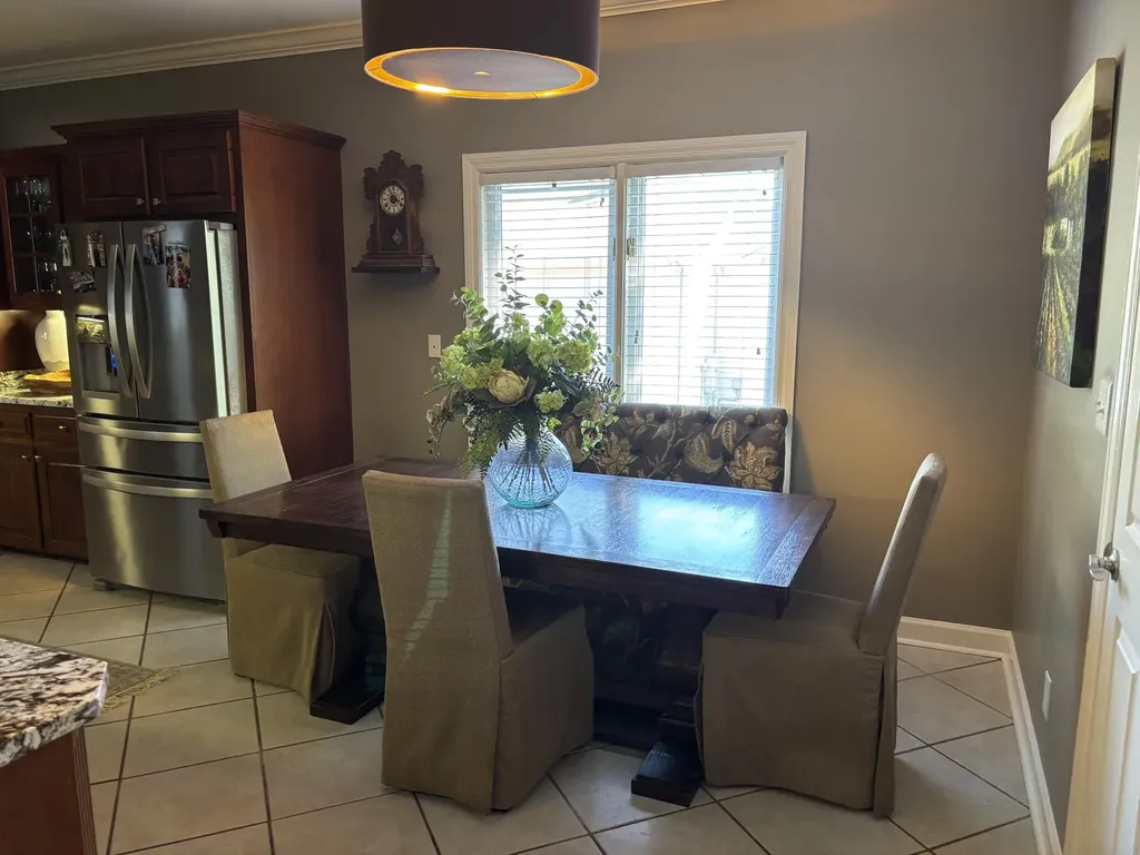 103 Wimbledon Frankfort KY 40601
