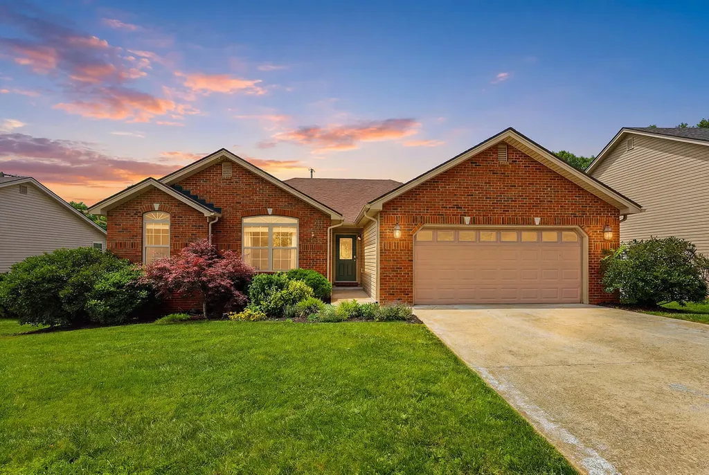305 Forest Ridge Drive Frankfort KY 40601