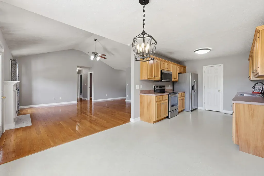 305 Forest Ridge Drive Frankfort KY 40601