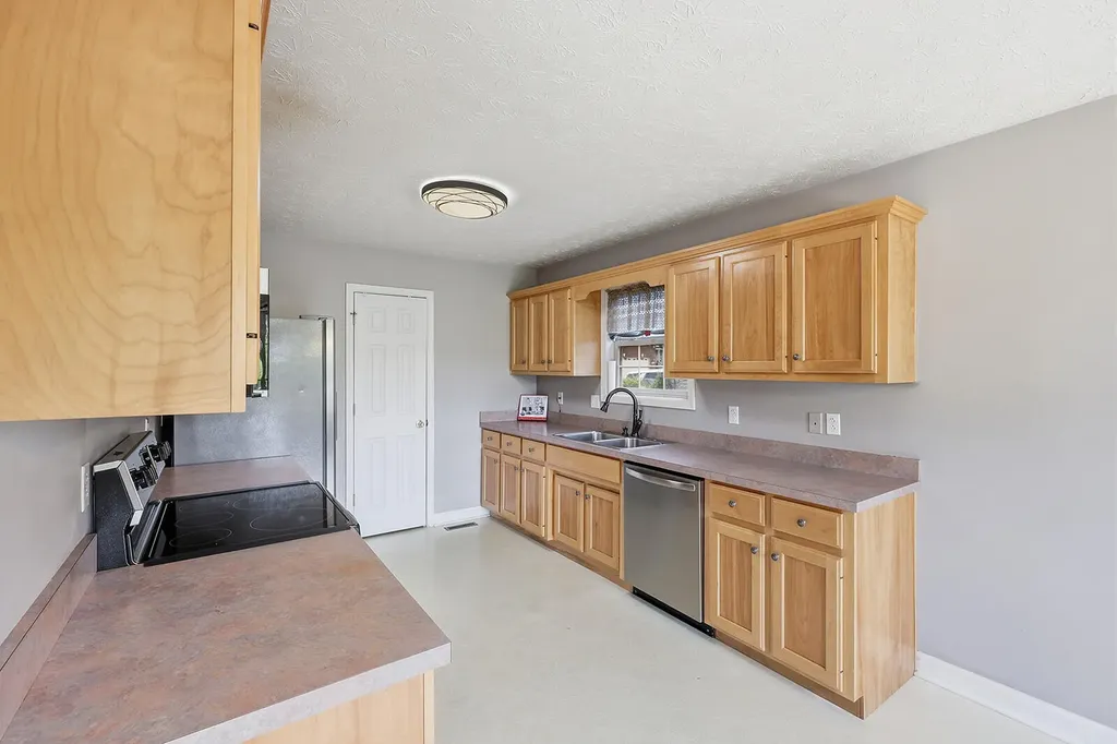305 Forest Ridge Drive Frankfort KY 40601