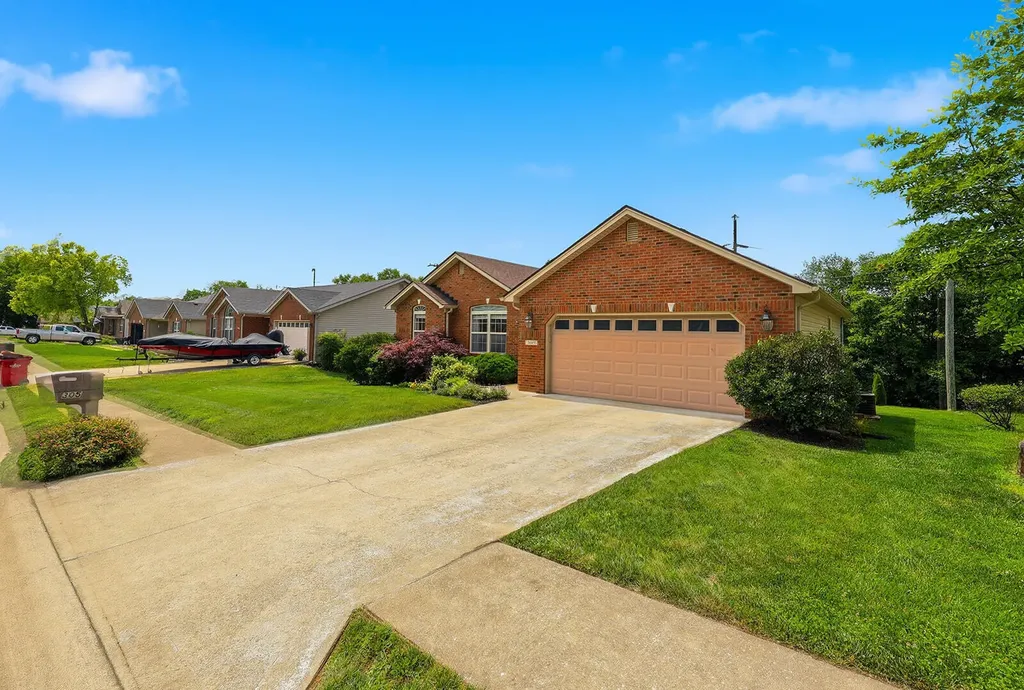 305 Forest Ridge Drive Frankfort KY 40601