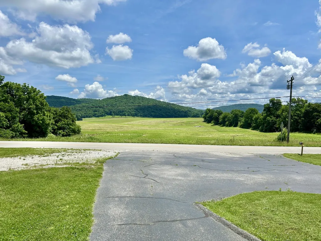 868 Ky-1258 Monticello KY 42633