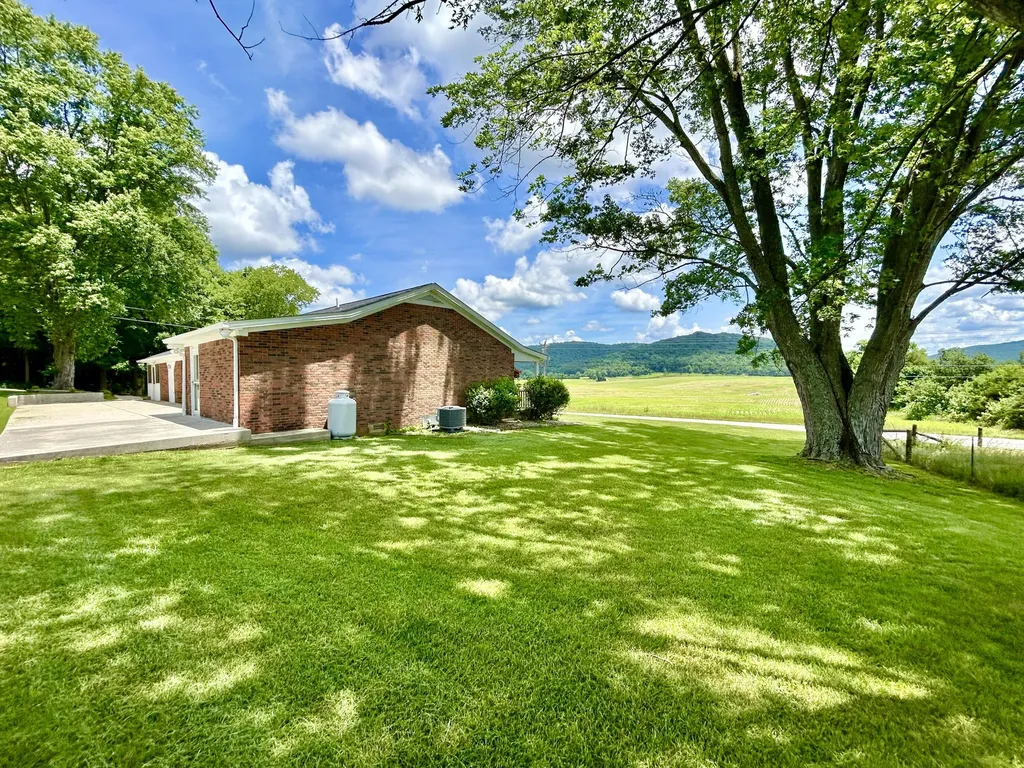 868 Ky-1258 Monticello KY 42633