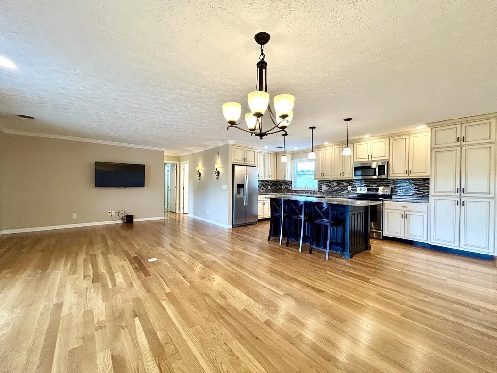 868 Ky-1258 Monticello KY 42633